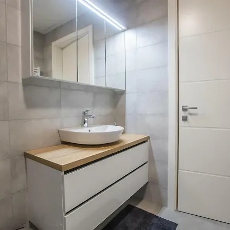 Mojca Apartma Eva-neza, Lägenhet